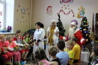 Новый год для детей Детского отделения травматологии и ортопедии